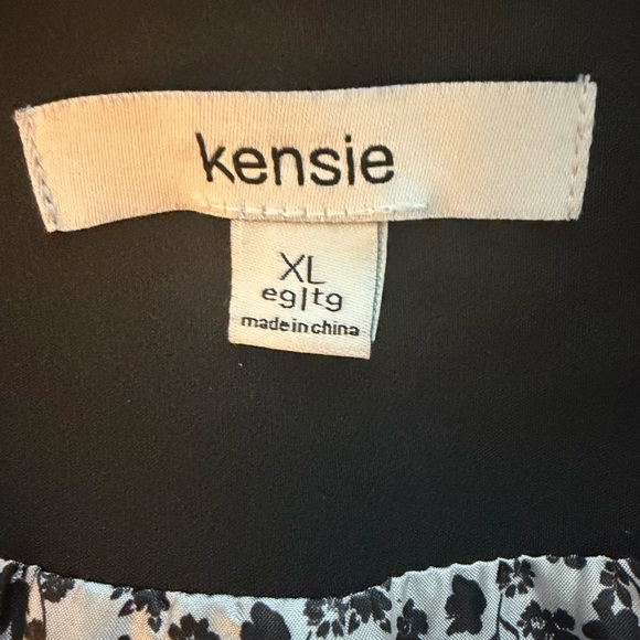 Kensie Black Teagan Collarless Blazer, Open-Front, Ruch Sleeve w/Floral Lining - Picture 3 of 6